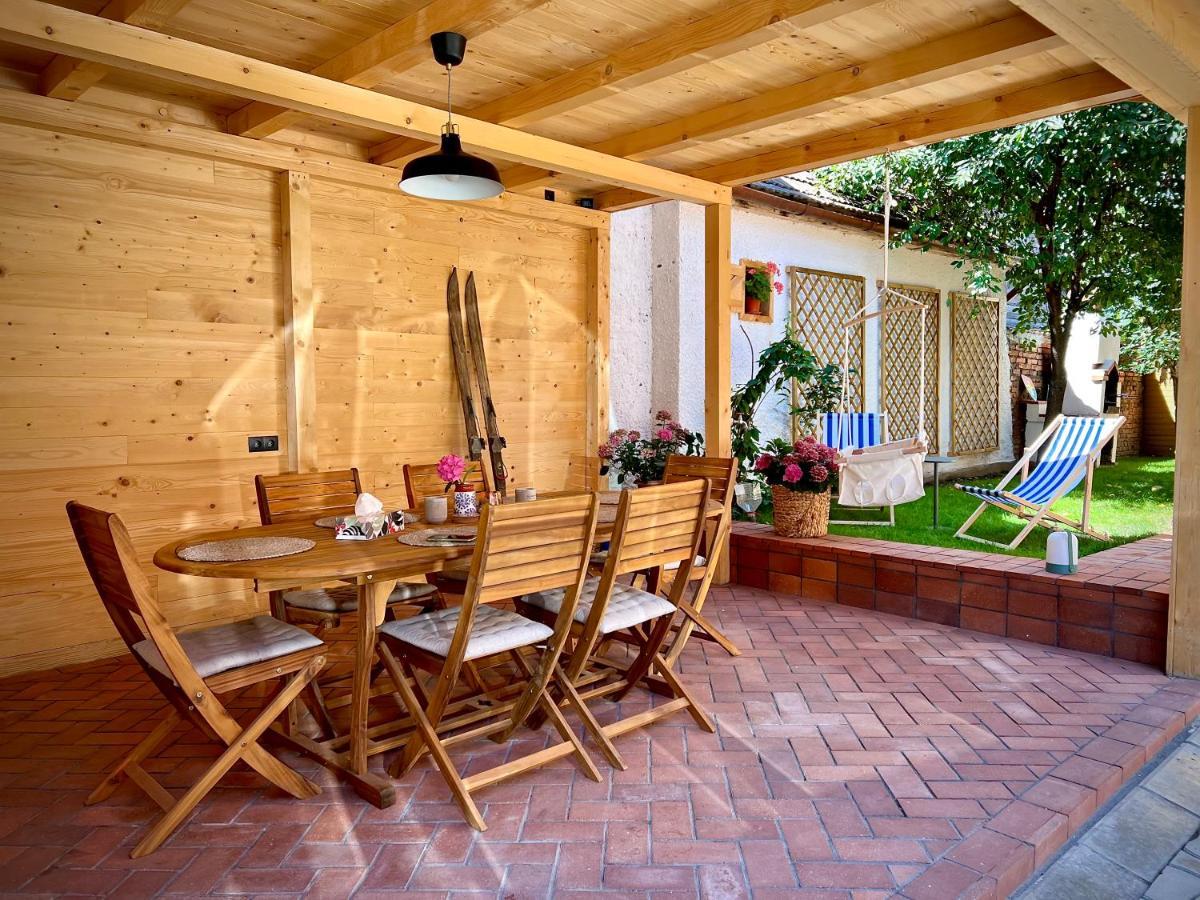 Victoria Gasthaus Rasnov - Charming Vacation House In Rasnov Εξωτερικό φωτογραφία